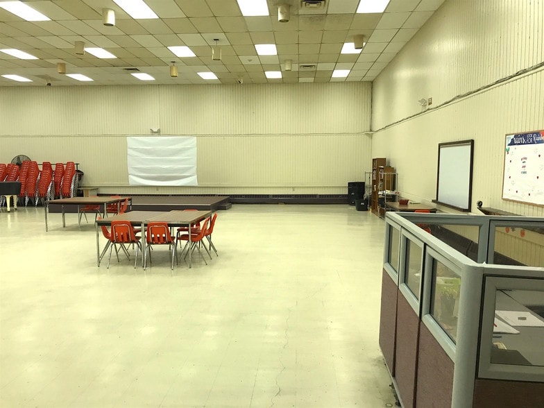 More Photos Of 69 Catharine St, Poughkeepsie Office For Sale