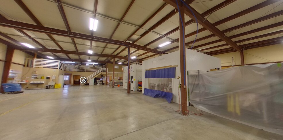 More Photos Of 1308 Ontario St, Sandpoint Warehouse For Lease
