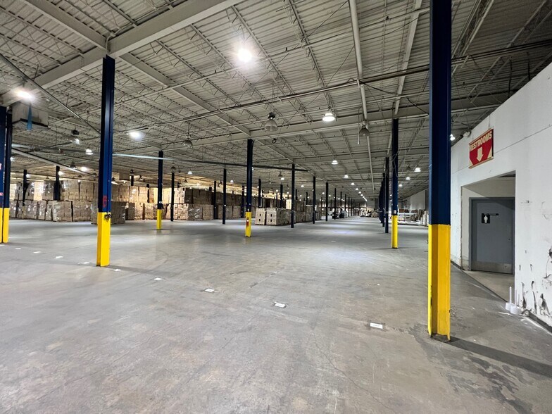 More Photos Of 2930-2932 Lebanon Church Rd, West Mifflin Warehouse For Lease