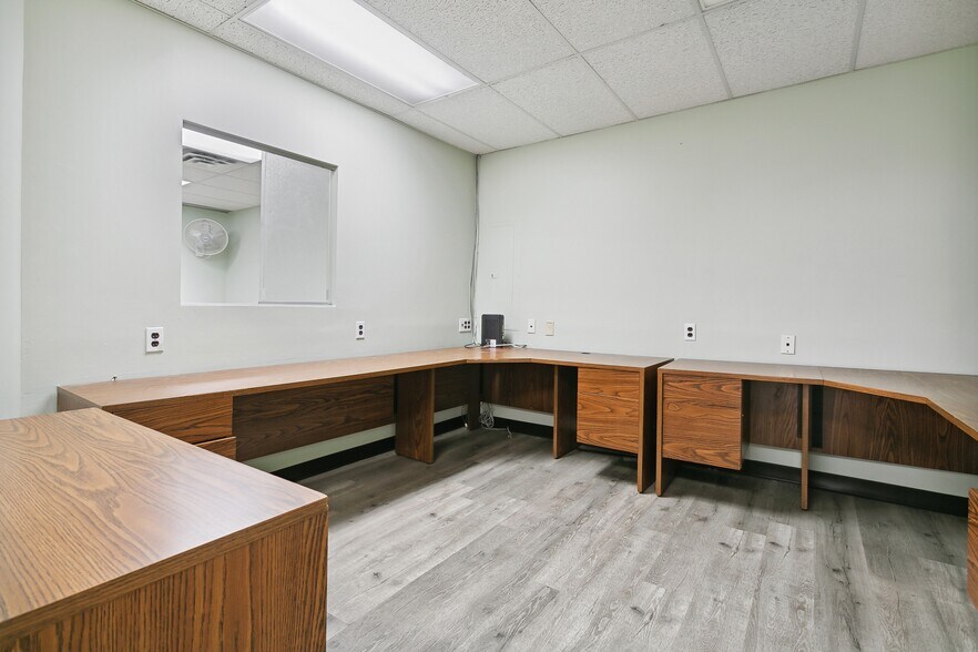 More Photos Of 211 Essex St, Hackensack Medical For Lease
