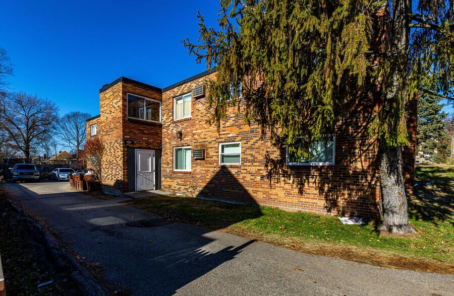 Primary Photo Of 2443 Ferguson Rd, Cincinnati Apartments For Sale