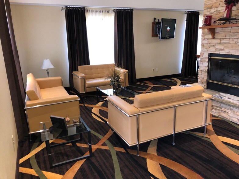 More Photos Of 601 Dingens St, Cheektowaga Hotel For Sale