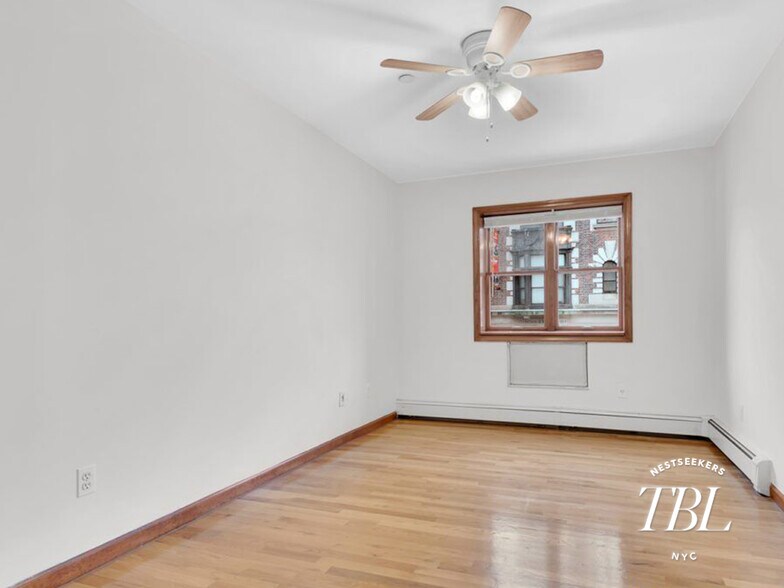 More Photos Of 1043 47th Ave, Long Island City Apartments For Sale