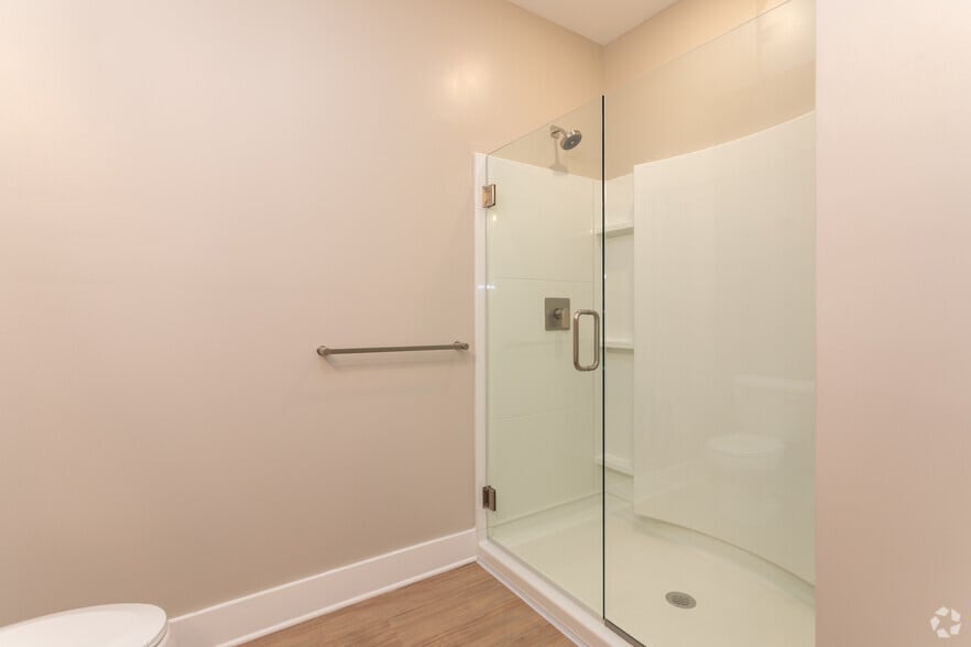More Photos Of 222 S Main St, Mooresville Apartments For Sale