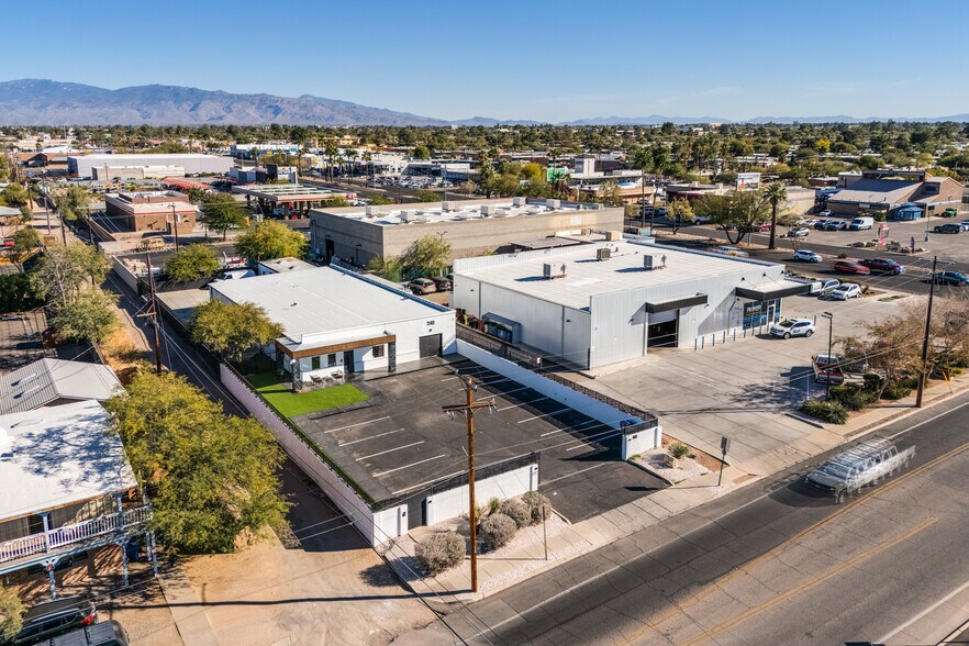 More Photos Of 1140 N Rosemont Blvd, Tucson Research And Development For Sale