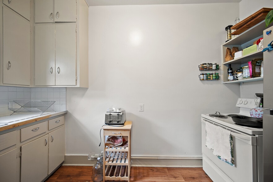 More Photos Of 1518 N Wahsatch Ave, Colorado Springs Apartments For Sale