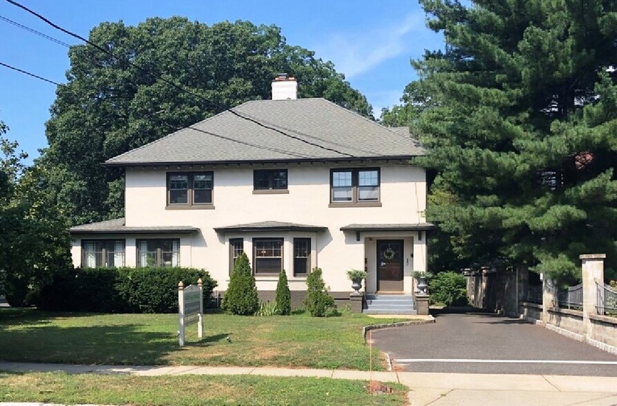 Primary Photo Of 140 Maple Ave, Red Bank Office For Sale