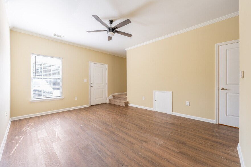 More Photos Of 156 Silver St, Tullahoma Apartments For Sale