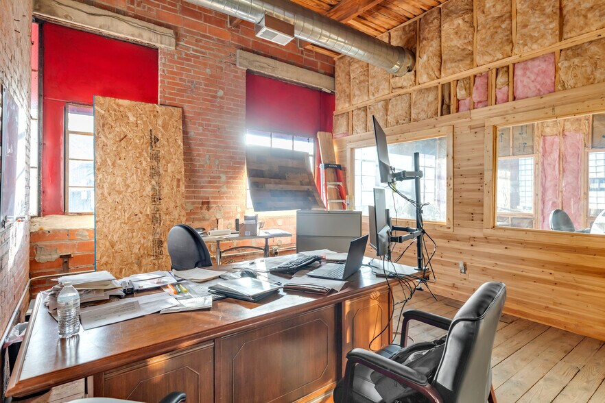 More Photos Of 2032 W 105th St, Cleveland Warehouse For Sale