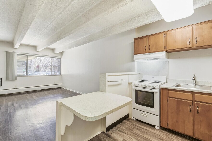 More Photos Of 1085 Pearl St, Denver Apartments For Sale