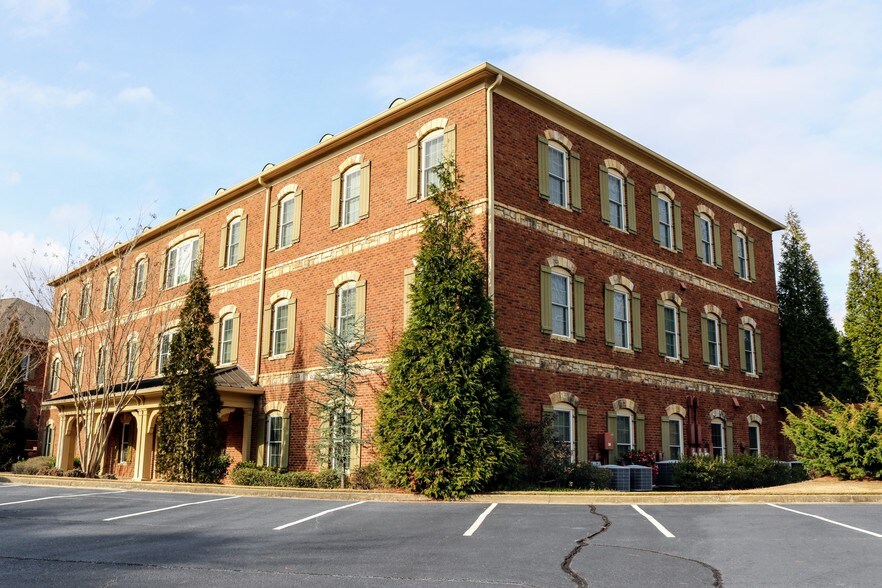 More Photos Of 3662 Cedarcrest Rd, Acworth Medical For Lease