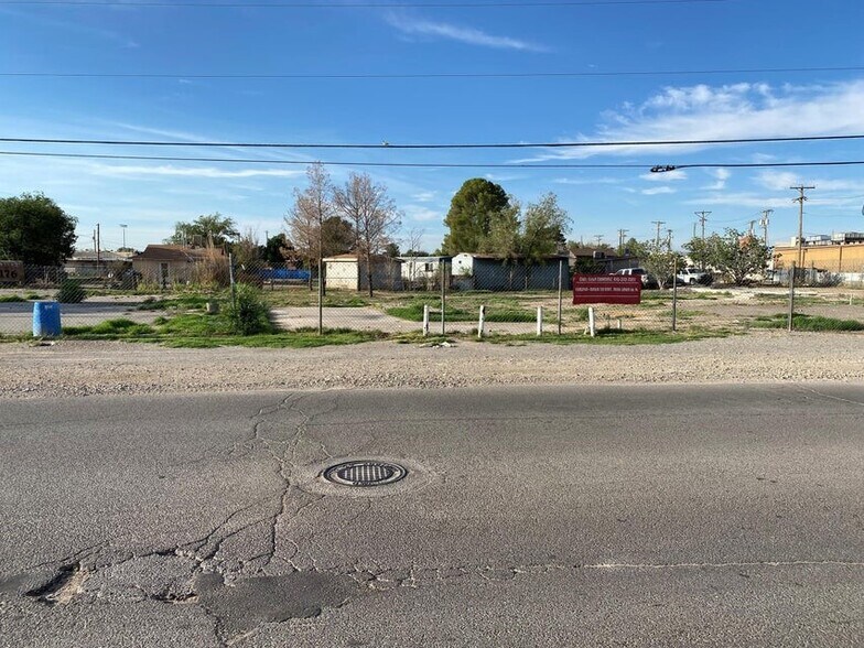More Photos Of 166-176 N Moon Rd, El Paso Land For Sale