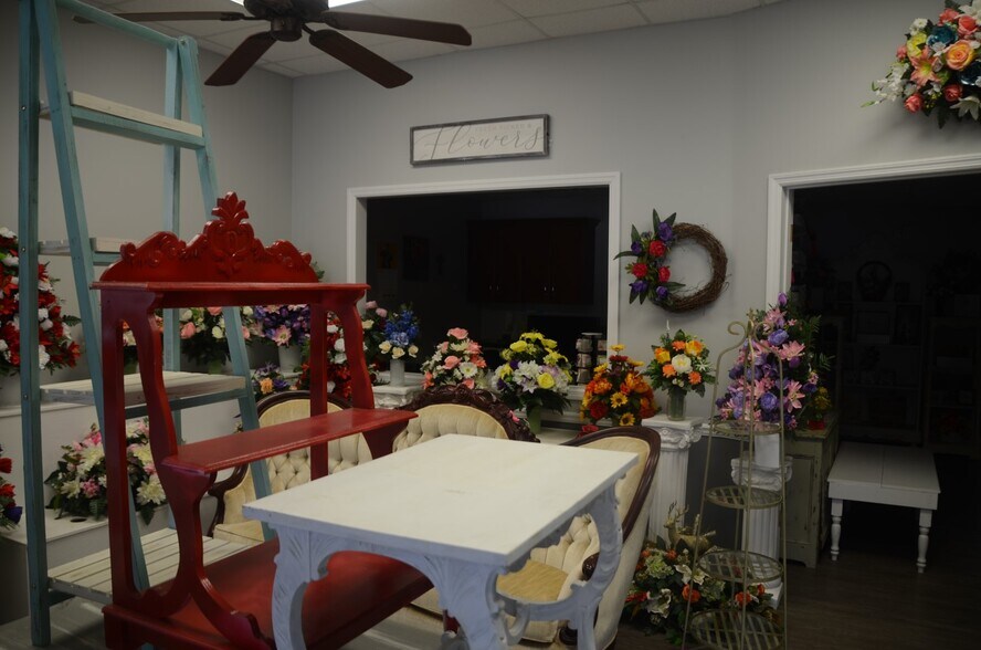More Photos Of 2270 Pelham Rd S, Jacksonville Flex For Sale