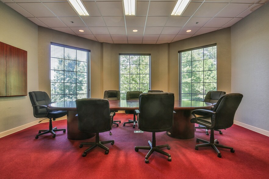 More Photos Of 500 Plantation Park Dr, Loganville Office For Lease
