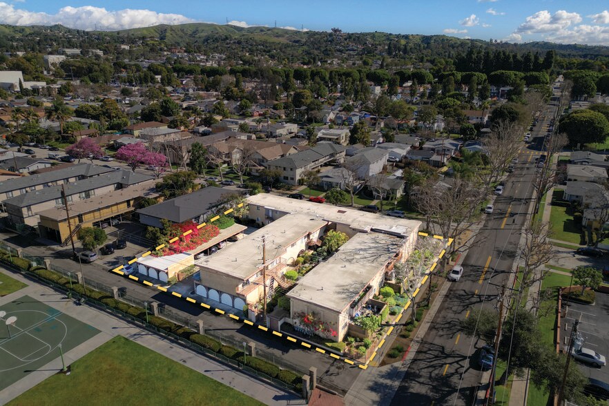 More Photos Of 7959 Bright Ave, Whittier Apartments For Sale