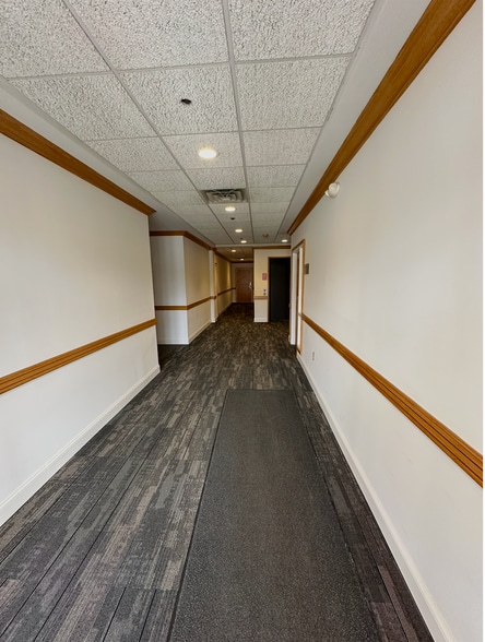 More Photos Of 27 Charles St, North Andover Office For Sale