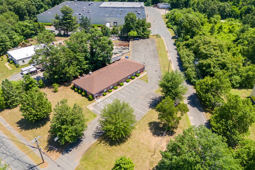 More Photos Of 605 Silver St, Agawam Storefront Retail Office For Sale