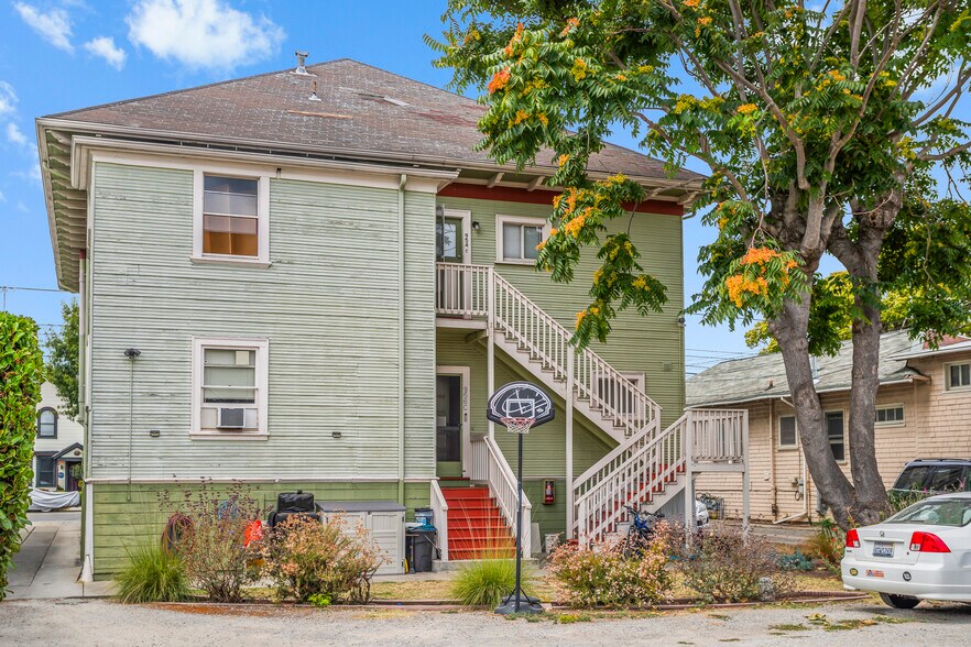 More Photos Of 954 Park St, Alameda Apartments For Sale