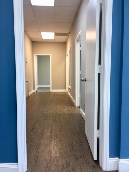 More Photos Of 1501 Corporate Dr, Boynton Beach Office For Lease