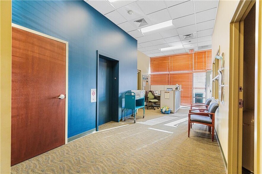 More Photos Of 1900 Belt hwy, Saint Joseph Department Store For Sale