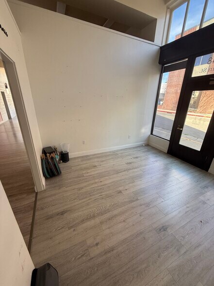 More Photos Of 424-448 Main St, Woodland Office Residential For Lease
