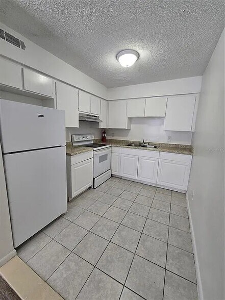 More Photos Of 13712-13716 N 20th St, Tampa Apartments For Sale