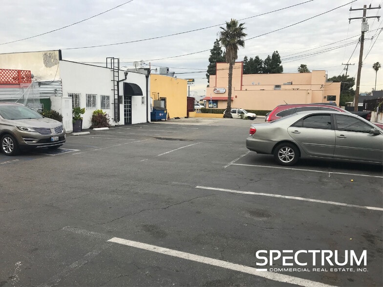 More Photos Of 11934-11940 Aviation Blvd, Inglewood Restaurant For Lease