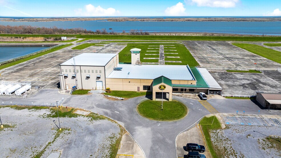 More Photos Of 38963 Highway 23, Buras Warehouse For Sale