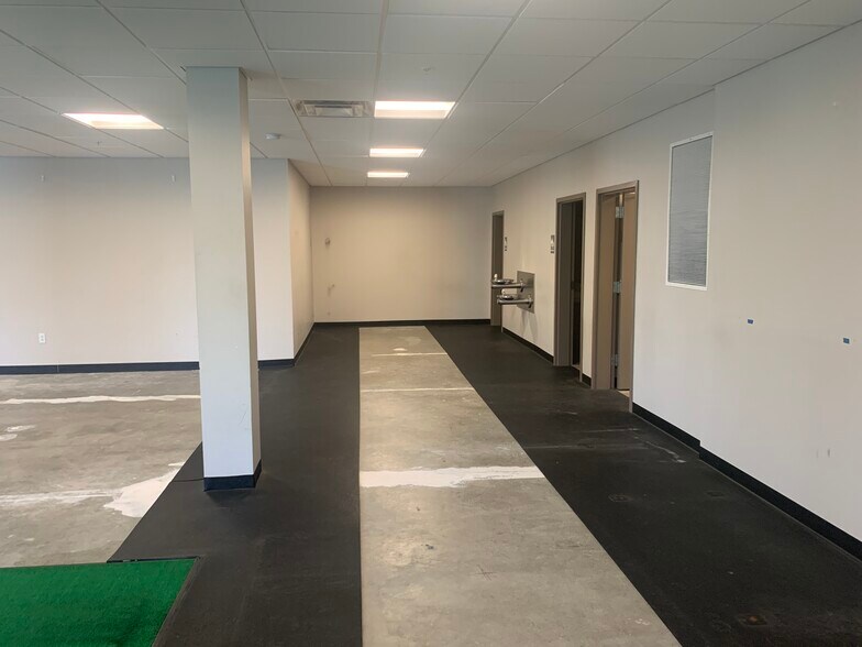 More Photos Of 390 South Ave, Rochester Apartments For Lease