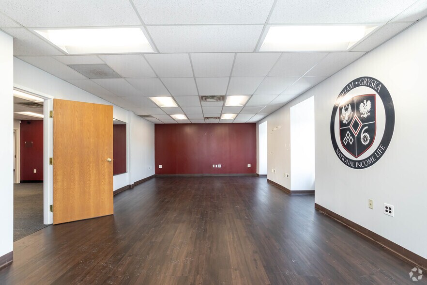 More Photos Of 338 Harris Hill Rd, Buffalo Office For Lease