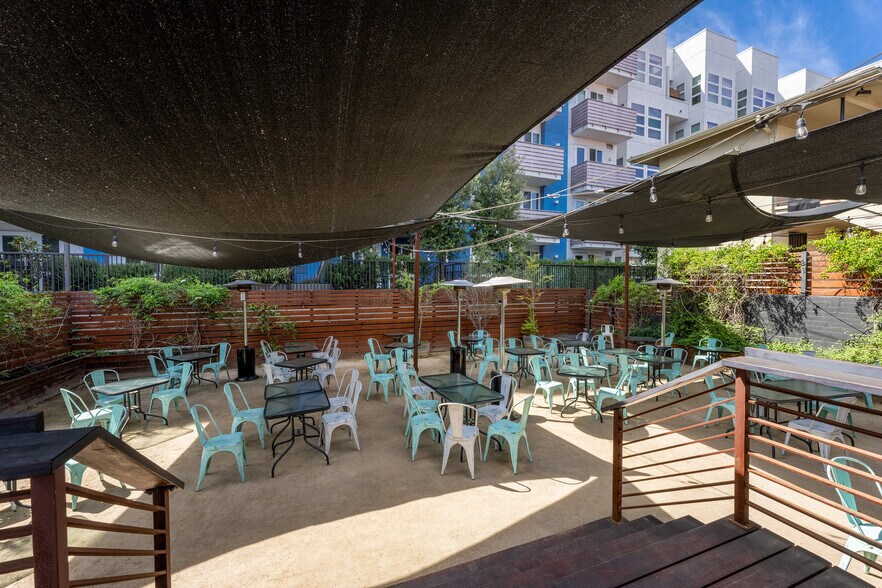 More Photos Of 2130 India St, San Diego Storefront Retail Residential For Lease