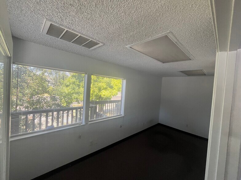 More Photos Of 7932 Sunset Ave, Fair Oaks Office For Lease
