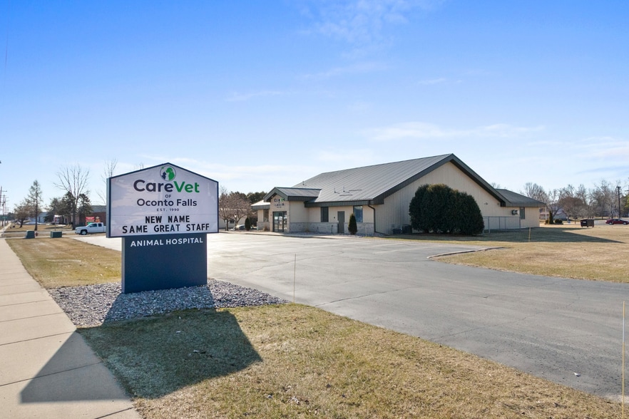 Primary Photo Of 180 E Highland Dr, Oconto Falls Healthcare For Sale