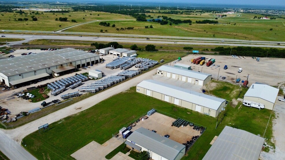 More Photos Of 636 County Road 4841, Haslet Industrial For Lease