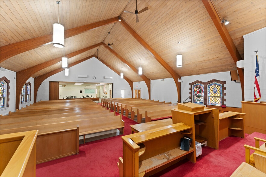 More Photos Of 21 Church St, Elmwood Park Religious Facility For Sale