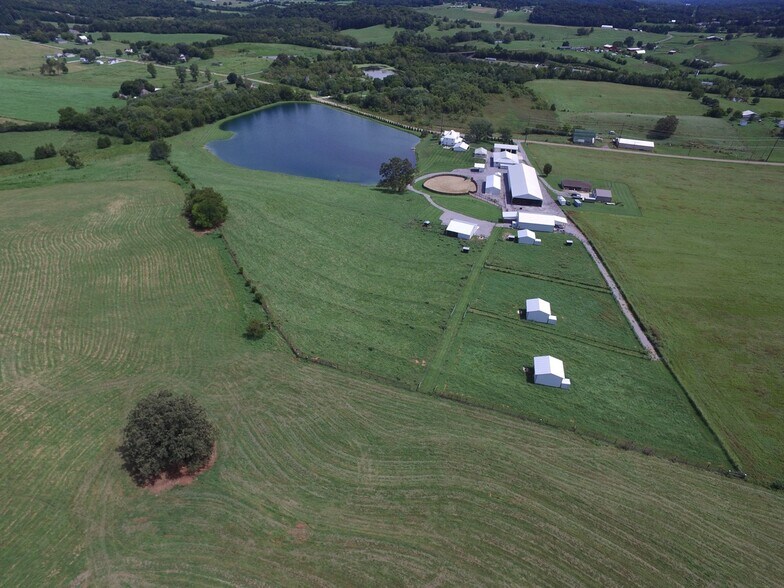 More Photos Of 1917 Valley Home Rd, Dandridge Specialty For Sale