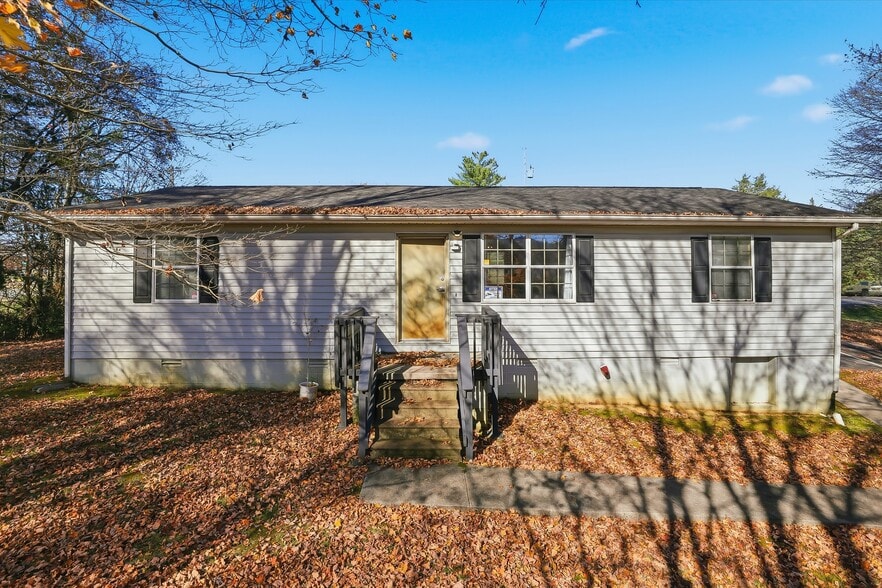 More Photos Of 7713 Oak Ridge Hwy, Knoxville Office For Sale