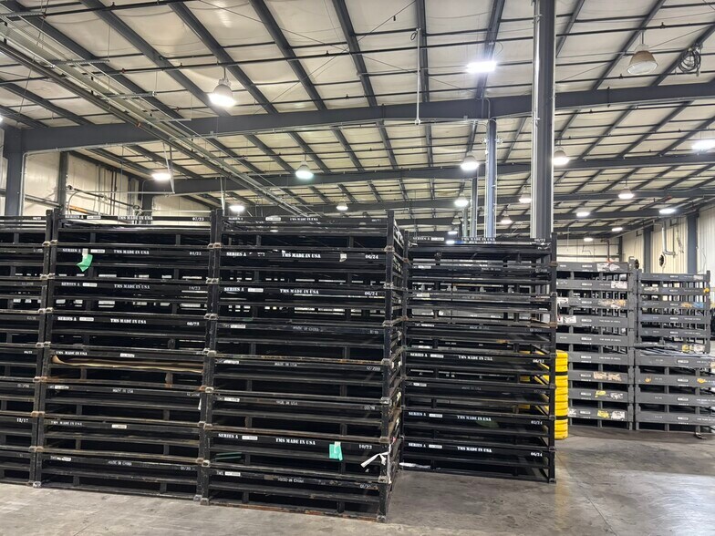 More Photos Of 140 Industry Rd, Georgetown Manufacturing For Lease