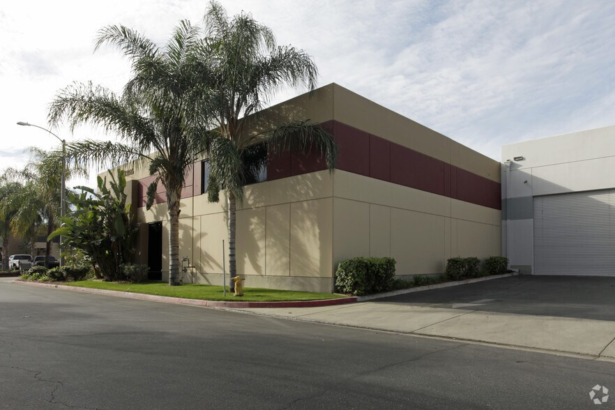 More Photos Of 13326 Elliot Ave, Chino Warehouse For Lease