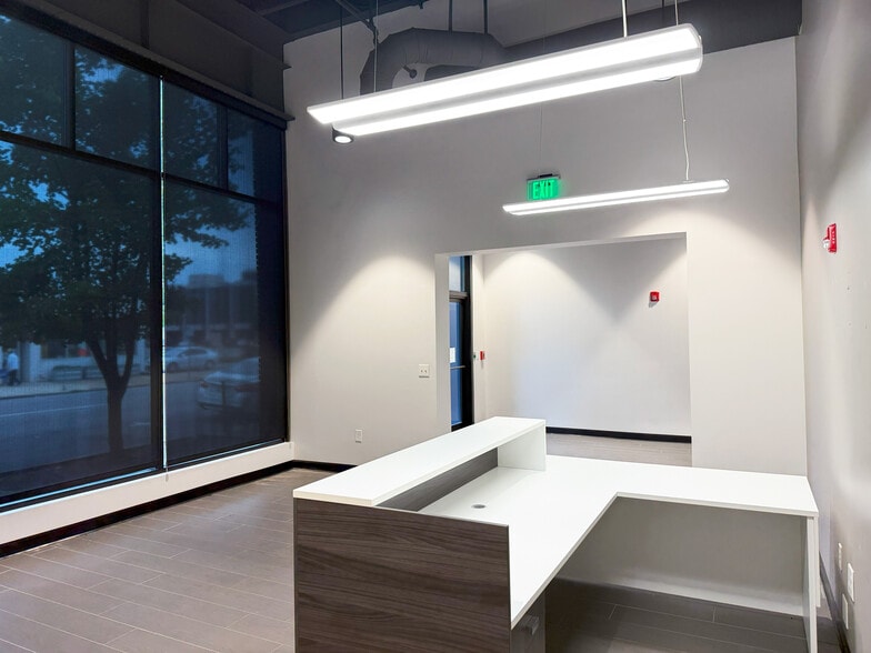 More Photos Of 2317 3rd Ave N, Birmingham Office For Lease