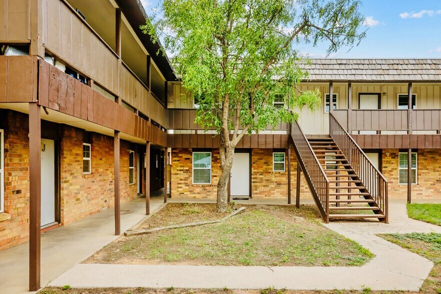 More Photos Of 1449 John Ben Shepperd Pky, Odessa Apartments For Sale