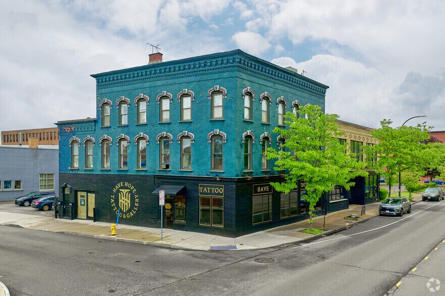 More Photos Of 190-194 Monroe Ave, Rochester Storefront Retail Office For Lease