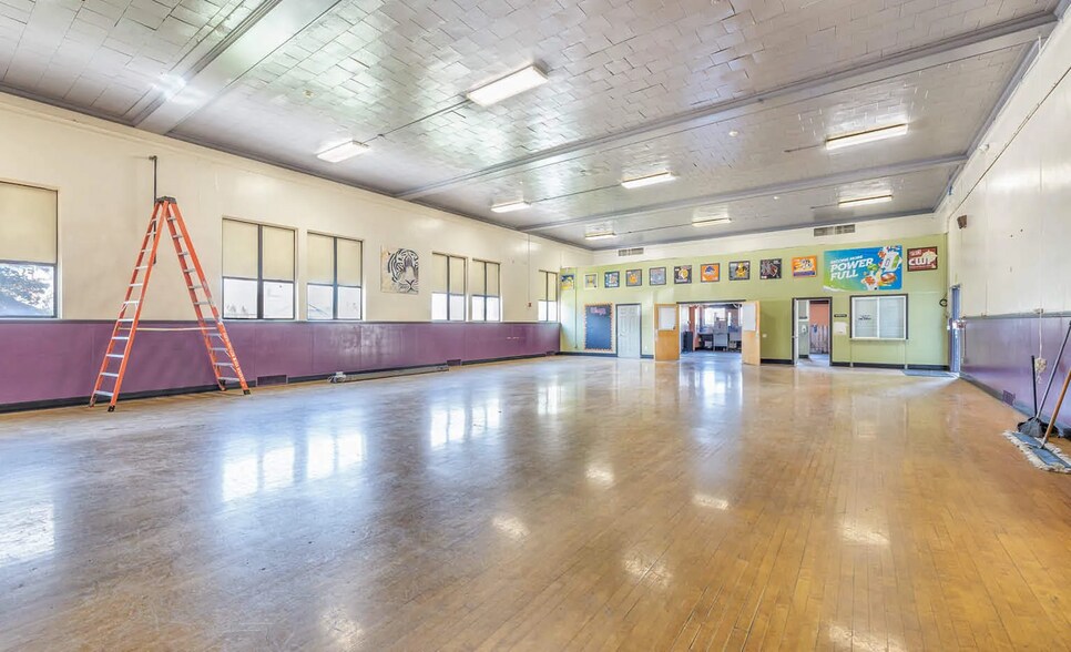 More Photos Of 503, 511, & 516 N 11th Avenue & E. Elgin Street, Caldwell Schools For Sale