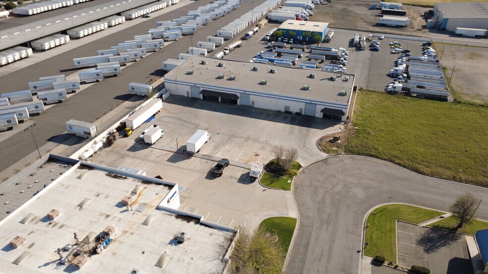 More Photos Of 2273 S Vista St, Rialto Warehouse For Sale