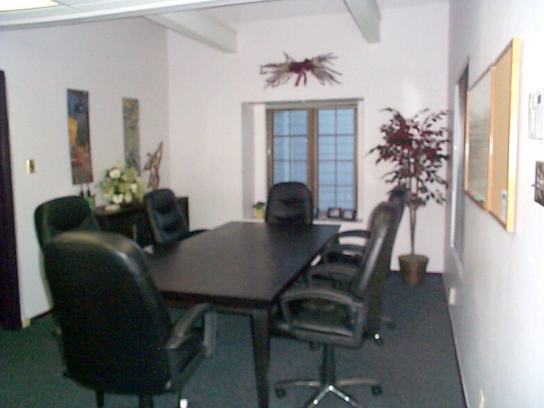 More Photos Of 2 Mystic Ln, Malvern Office For Sale