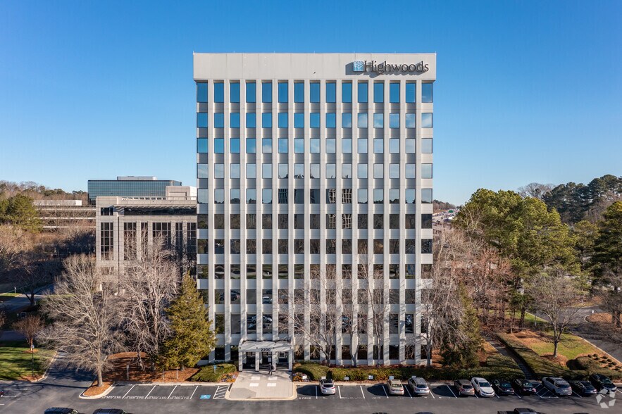 More Photos Of 2200 Century Pky NE, Atlanta Office For Lease