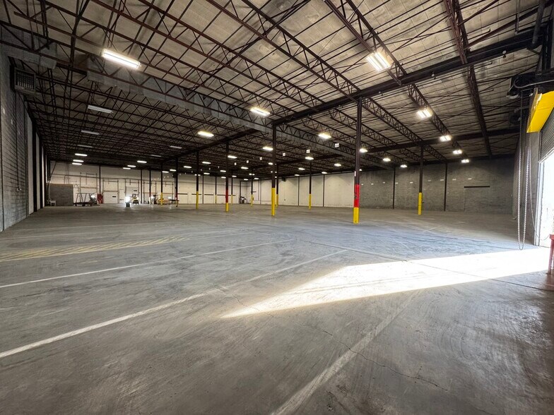 More Photos Of 230 Truxmore Ct, Inwood Industrial For Lease