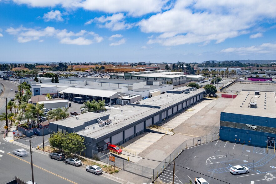 More Photos Of 2717-2721 Kurtz St, San Diego Distribution For Lease