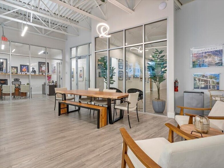More Photos Of 2404 Hollywood Blvd, Hollywood Loft Creative Space For Sale