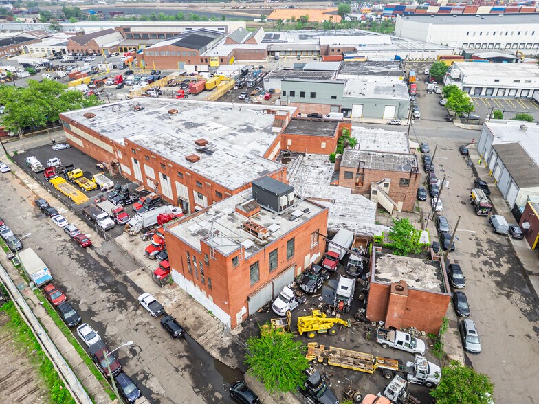 More Photos Of 150 Avenue L, Newark Warehouse For Sale